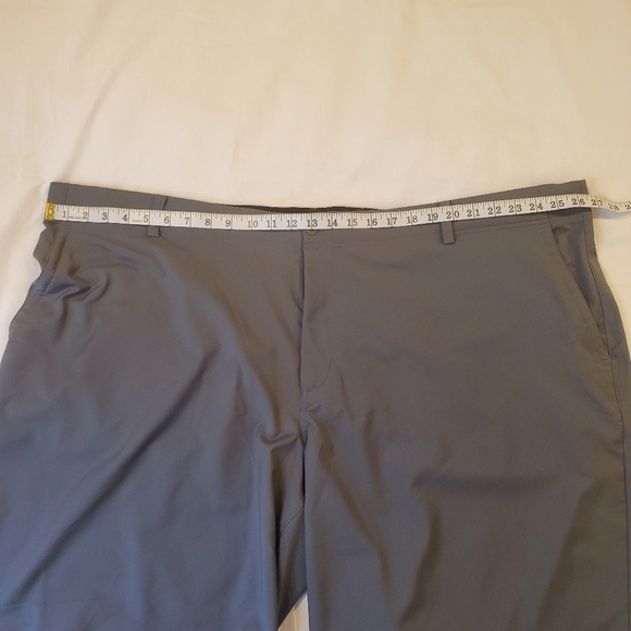 Nike Men's‎ Size 52 Dri-Fit Standard Fit Stretch Waist Golf Shorts Gray NWT - Picture 3 of 8